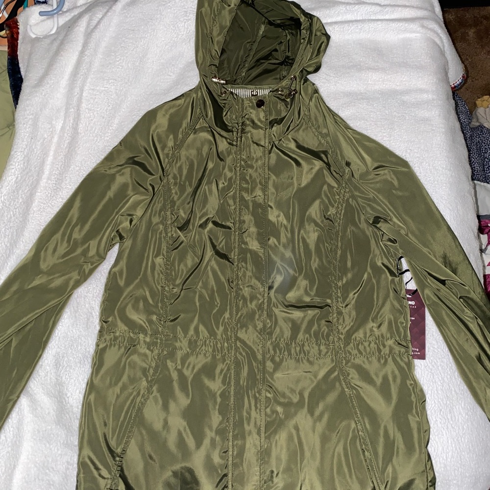 Durable Windbreak/Jacket